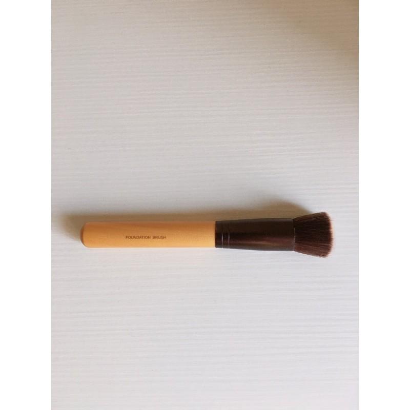 innisfree平口粉底刷-細節圖4