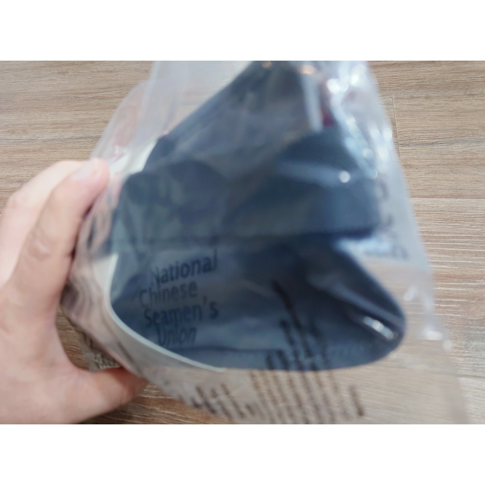 WENGER 威戈 口袋腰包 RFID / 灰（如照片外袋有贈品貼紙，背面有刺繡英文）-細節圖3