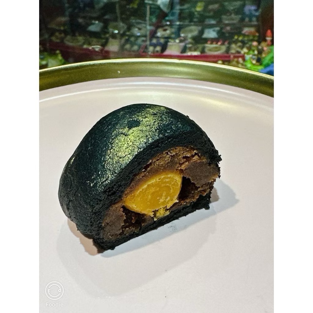 《餅乾先生》菠蘿蛋黃酥，好的當ng賣，ng芋頭酥，奶黃流心酥，便宜好吃，特價25元/顆，原價60元/顆，普渡-規格圖3