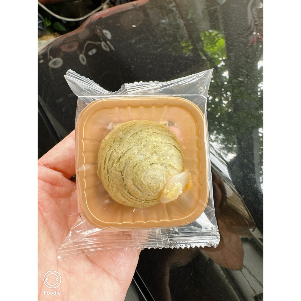 《餅乾先生》菠蘿蛋黃酥，好的當ng賣，ng芋頭酥，奶黃流心酥，便宜好吃，特價25元/顆，原價60元/顆，普渡-規格圖4