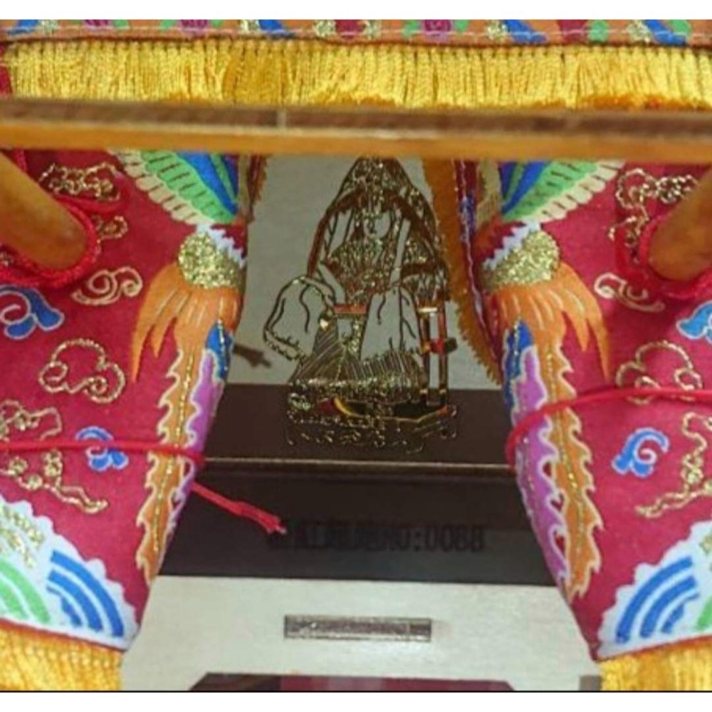 (慶達文創-只做精品)白沙屯神轎 白沙屯媽祖 粉紅超跑仿真精美刺繡模型神轎真竹轎棍升級版（贈加厚轎椅，銅鑼及四疊壓轎金）-細節圖4