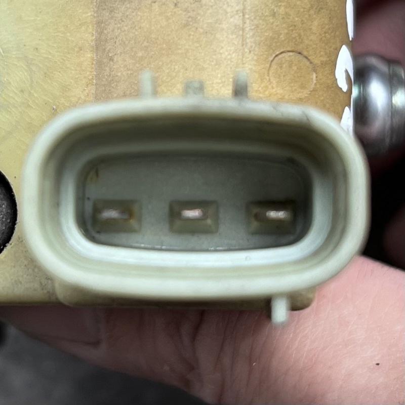 TOYOTA PREMIO 1.6 2.0 怠速馬達 節氣門 IAC 怠速閥 慢速活門 怠速活門 (原廠中古件)-細節圖3