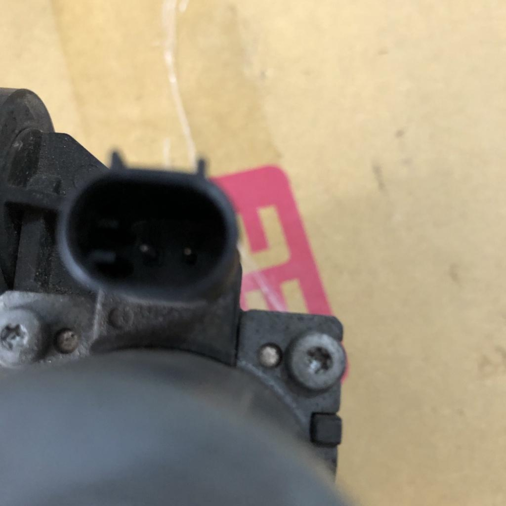 BMW E39 E46 暖氣電磁閥 熱水閥 熱水馬達 暖水閥 暖氣 熱風 (中古原廠件)-細節圖4
