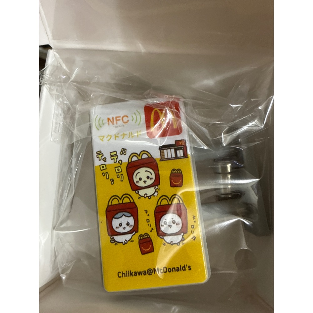常溫 上架中 日本麥當勞吉伊卡哇燈箱磁鐵冰箱貼～有NFC功能～送4顆電池-細節圖2