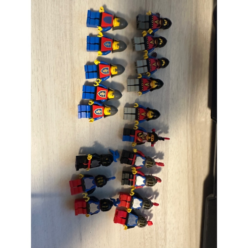 LEGO 樂高 經典城堡系列人偶 飛龍國、騎士、獅子國