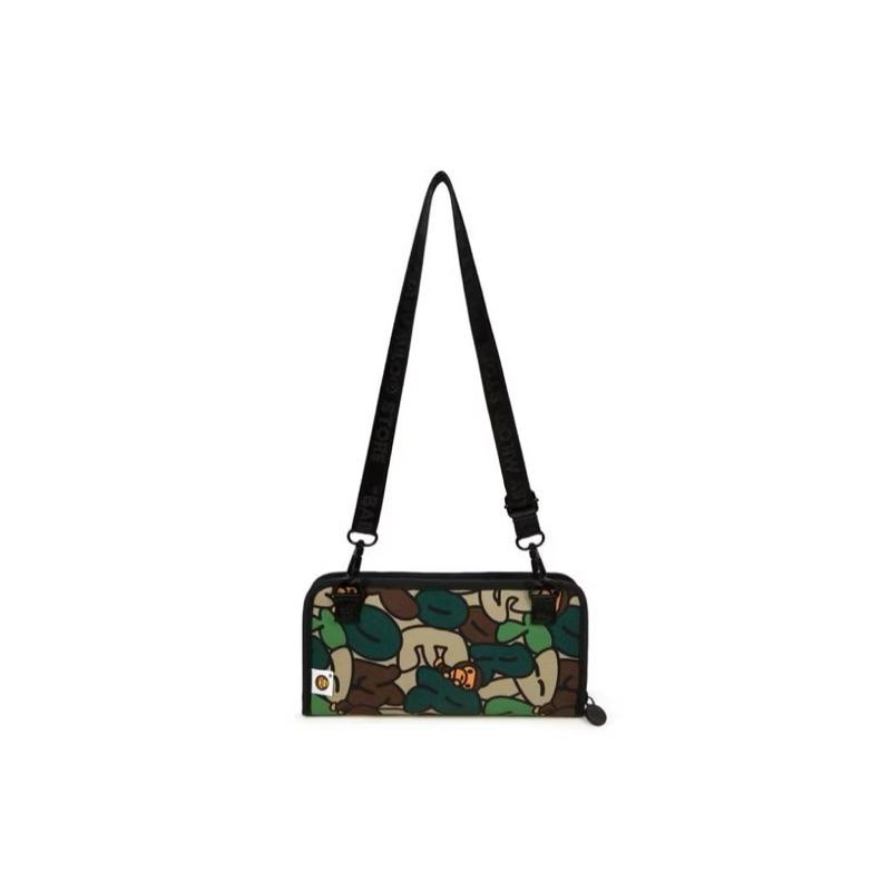 【富士🇯🇵日本代購】全新正版現貨 BAPE BABY MILO passport case 護照包 側背包 送禮-細節圖2