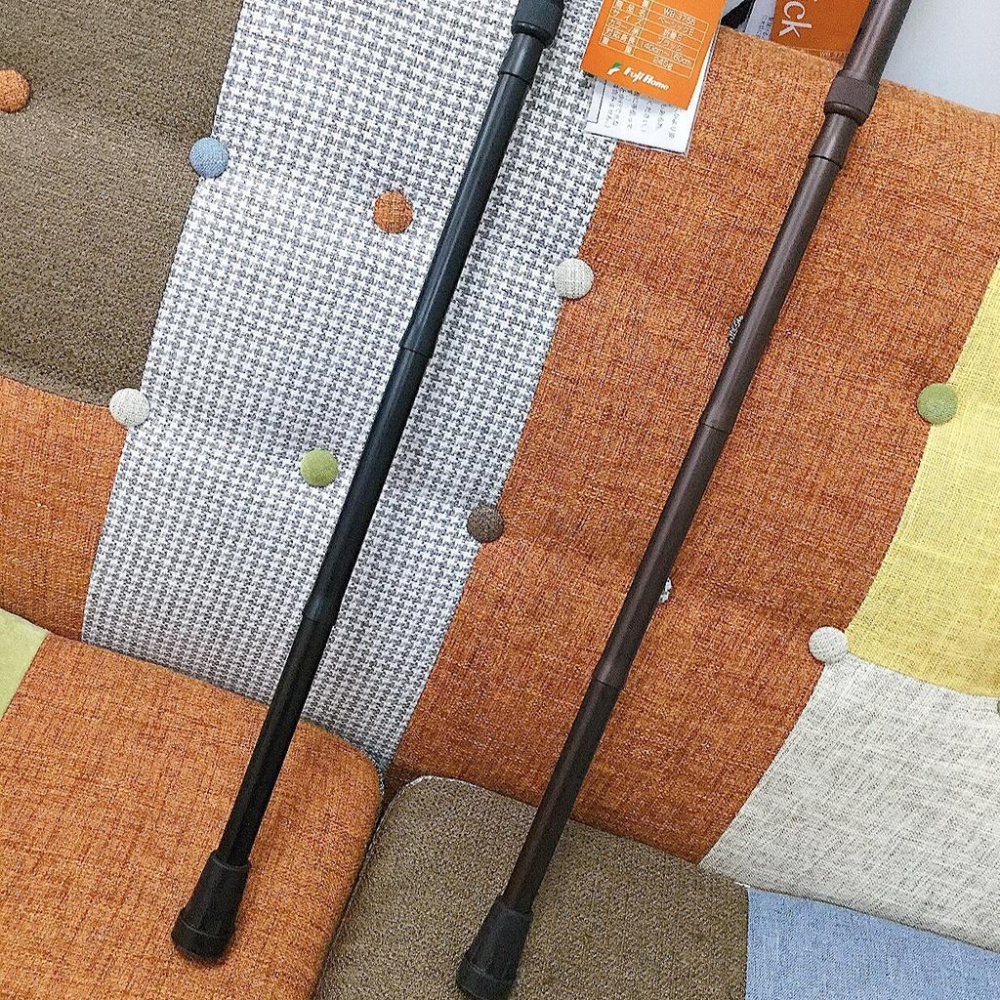 🍊樂福齡 🍊 日本購入 輕型 鋁製   摺疊  登山杖 現貨不用等 5檔高度調節-細節圖3