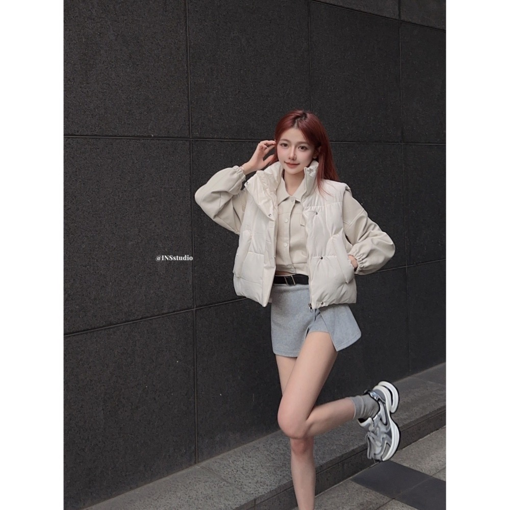 𝑊𝐸𝐼 𝐻𝑆𝐼𝑁 ♡︎（現貨） 【 暖心小伙🔥】  韩版排扣拉鍊鋪棉宽松立领收腰马夹#17033-細節圖3