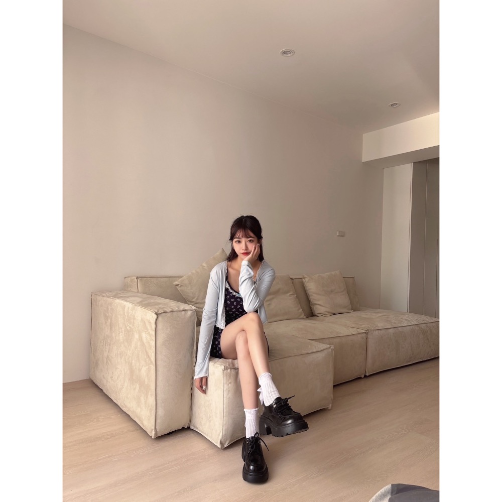 Wei.Hsin_（現貨）細肩蕾絲熊熊短洋兩件套#1162-細節圖3