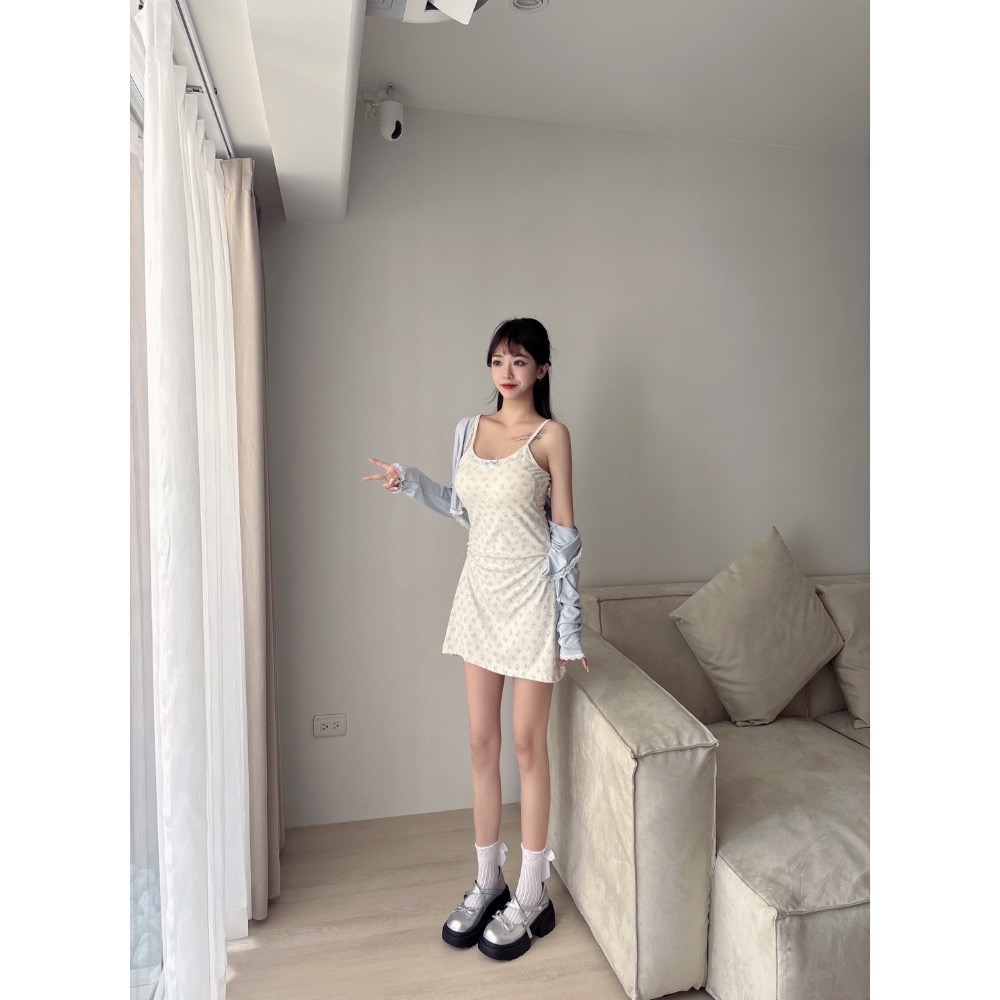 Wei.Hsin_（現貨）細肩蕾絲熊熊短洋兩件套#1162-細節圖7