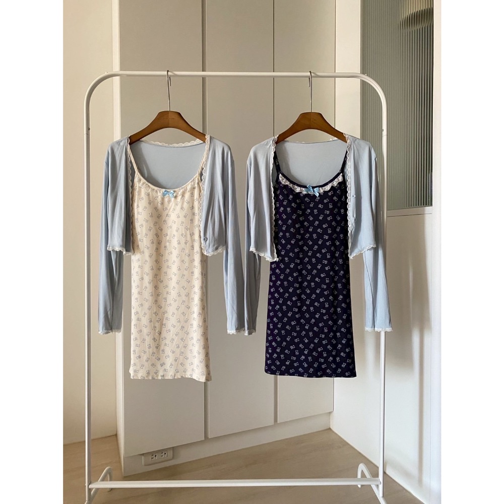 Wei.Hsin_（現貨）細肩蕾絲熊熊短洋兩件套#1162-細節圖10