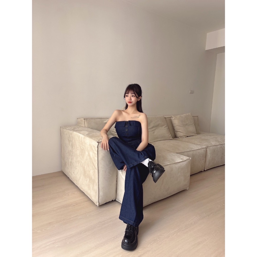 Wei.Hsin_（現貨）抹胸排釦牛仔寬褲套裝#807-細節圖3