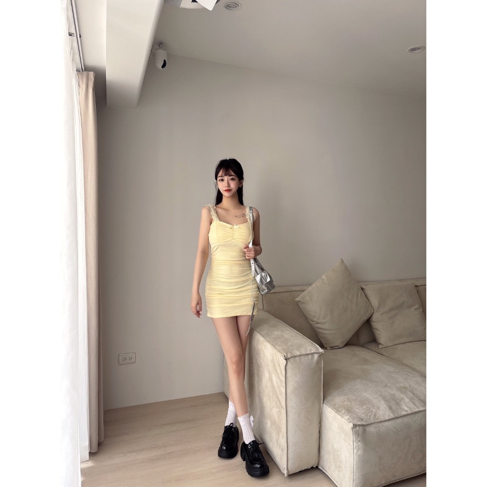 Wei.Hsin_（現貨）蕾絲肩帶美胸抓皺洋#8060-細節圖4