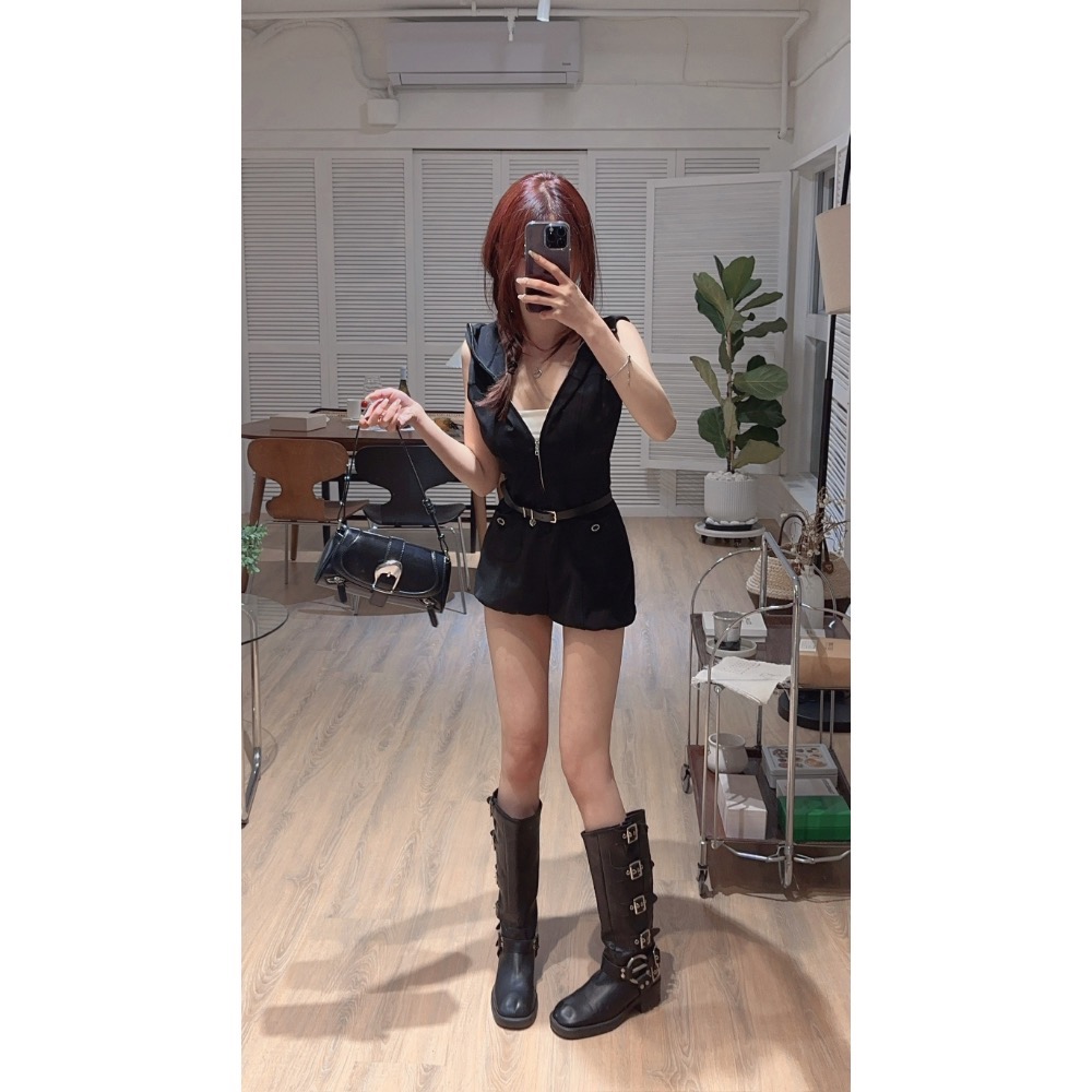 Wei.Hsin_（現貨）【 法式高級感 】  小香風，帶帽無袖顯瘦高級黑色連體褲#3048-細節圖3