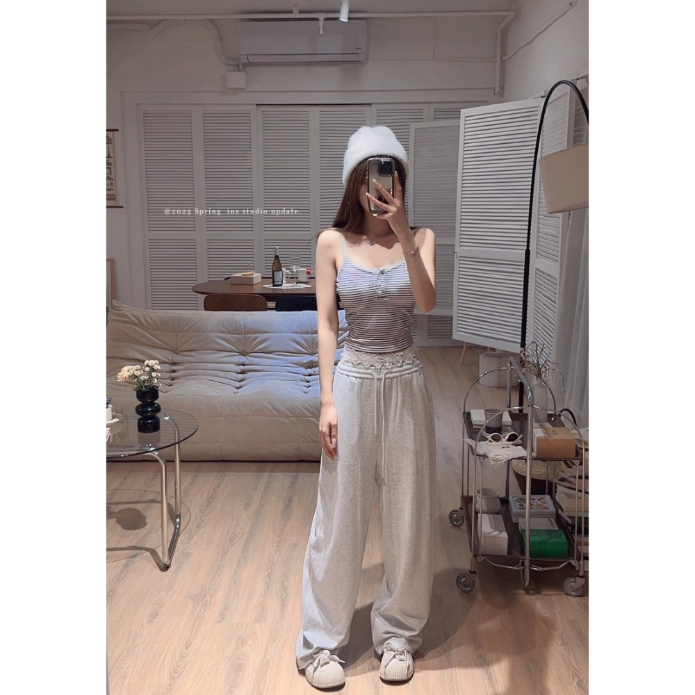 WEI.HSIN_（現貨）【 純純欲動💗】  純欲蕾絲花邊修身吊帶背心#6873-細節圖10