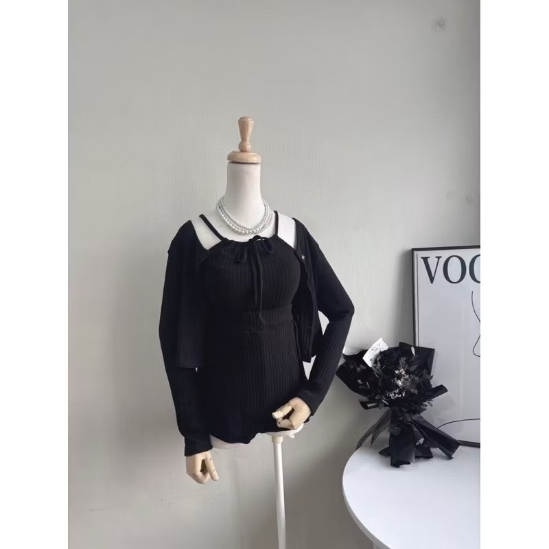 Wei Hsin ♡ (現貨）秋冬新款💫 厚羊毛坑條削肩罩杯背心+小外套+高腰開衩褲裙#4158-細節圖3