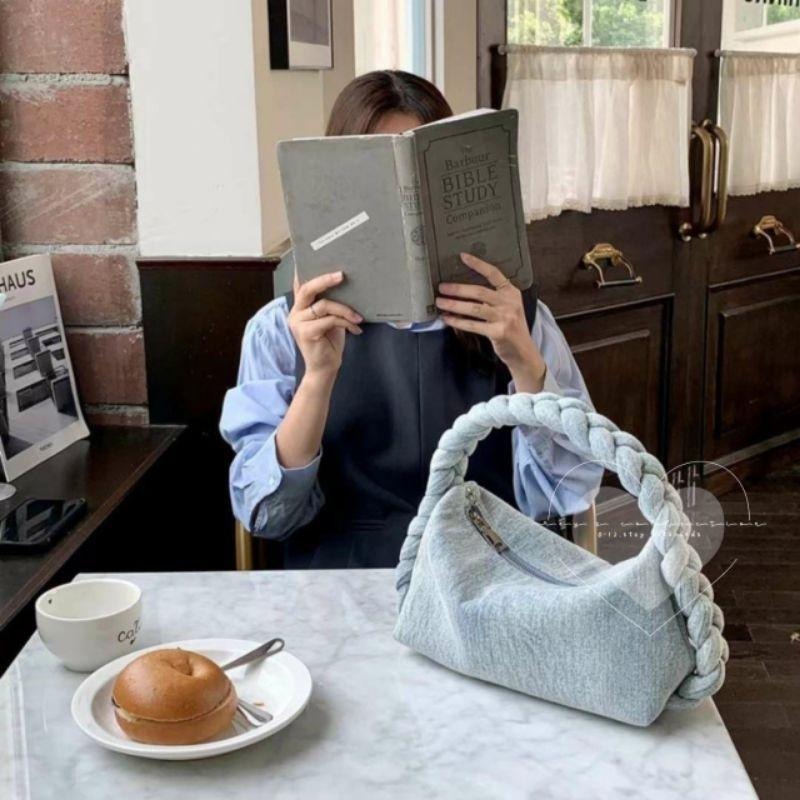 現貨 韓國麻花編織手把牛仔手提包-細節圖3