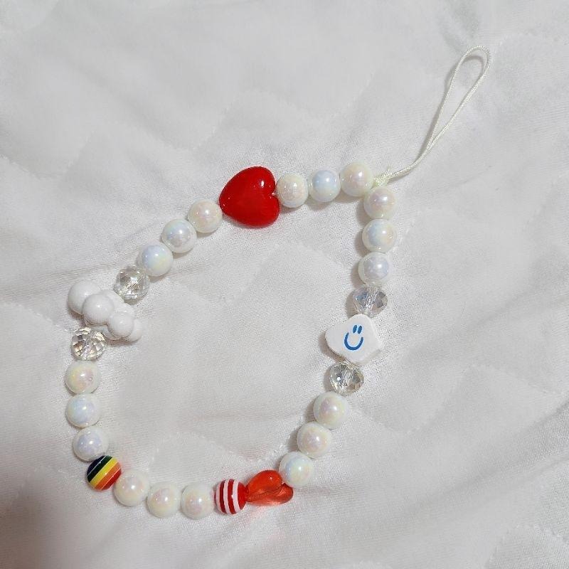 現貨 韓國雲朵愛心串珠手機吊飾-細節圖3