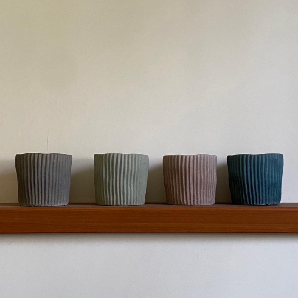 個性條紋圓身水泥花盆｜直徑11CM｜水泥盆｜大口徑｜泥作盆栽｜盆器｜水泥盆栽｜侘寂｜質感｜自製｜盆器-細節圖2