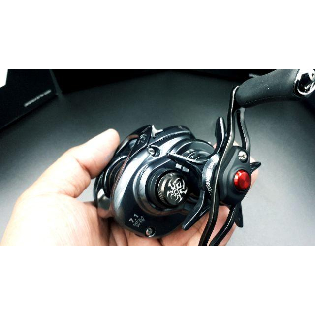 （八珍) 免運費!!!原廠公司貨 原廠雷射標籤   DAIWA 2020年 TATULA SV  103XH-細節圖3