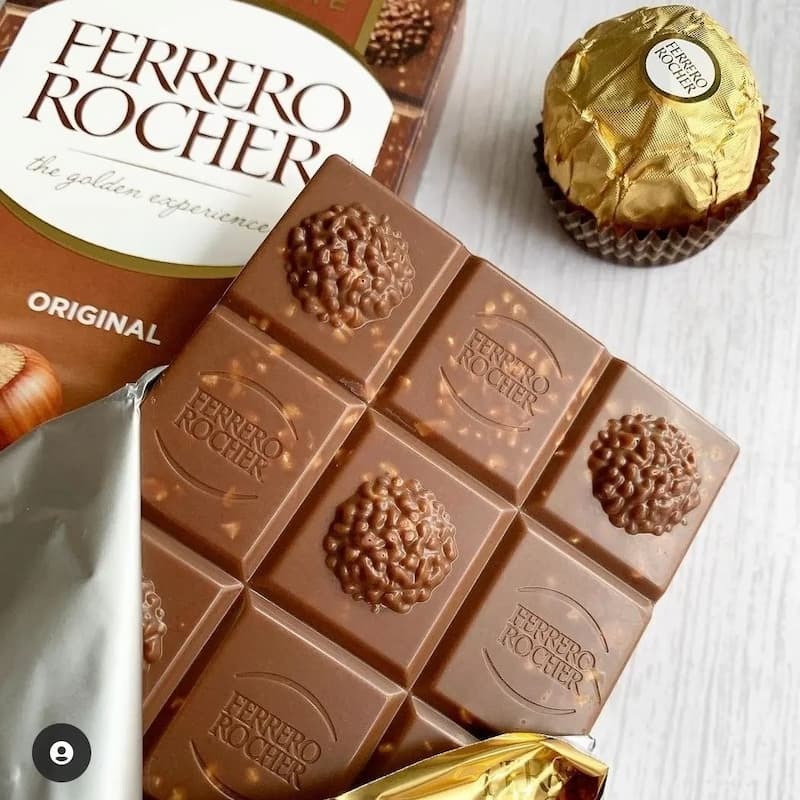 【義班迪】費列羅 Ferrero Rocher bar 金莎巧克力片 榛果牛奶 55%榛果黑巧克力 白巧克力 90g-細節圖5