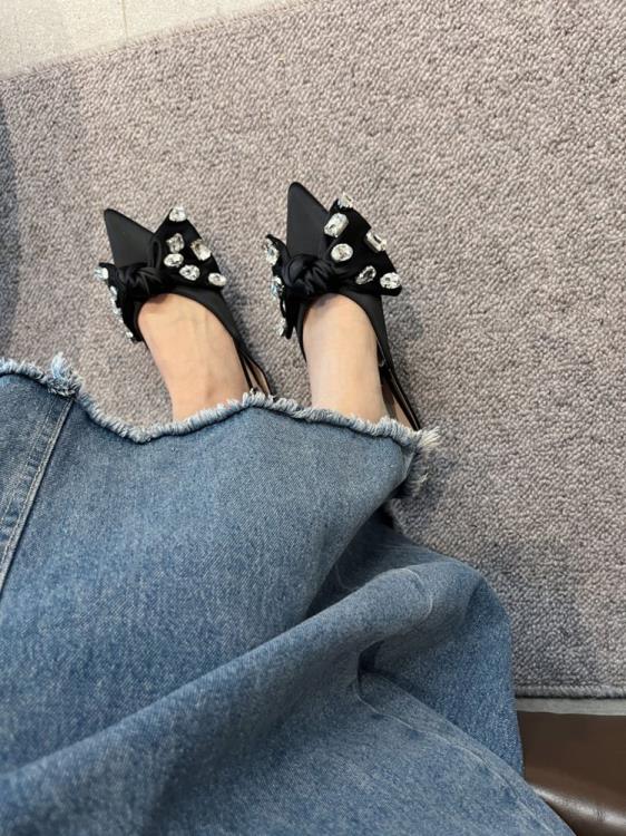 涼鞋 【Amano】仙女風水鉆蝴蝶結包頭后絆帶單鞋尖頭平底女-細節圖7