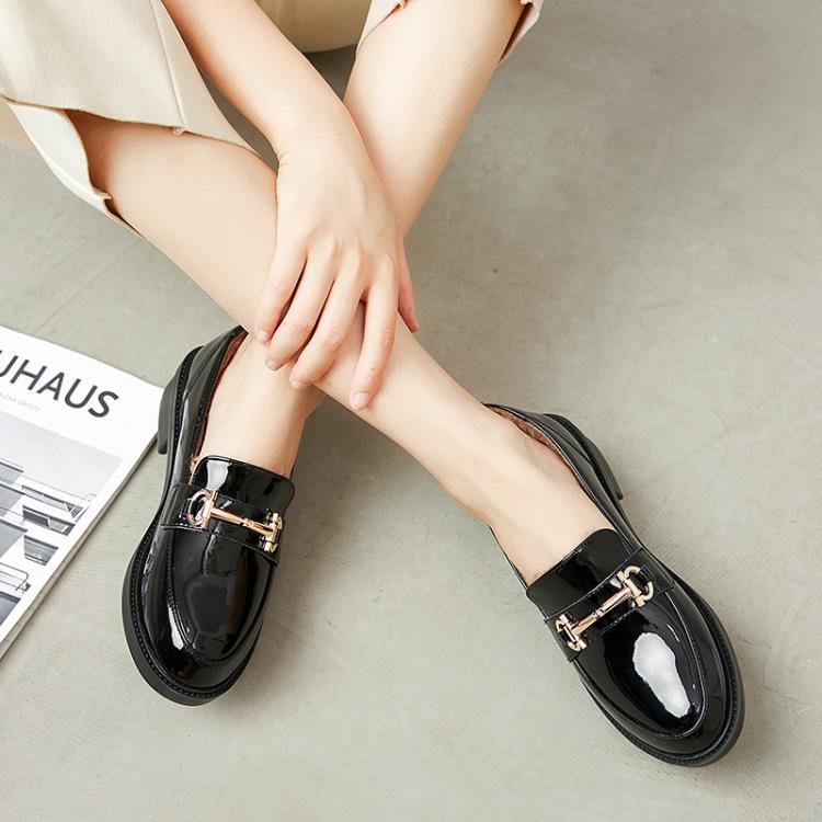 百搭圓頭真皮鞋子2023秋季新品直播爆款女鞋平跟英倫一腳蹬懶人鞋-細節圖6