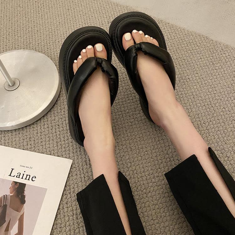 厚底鞋 涼拖鞋外穿女2023夏季新款松糕夾趾人字拖平底沙灘鞋女鞋批髮-細節圖3