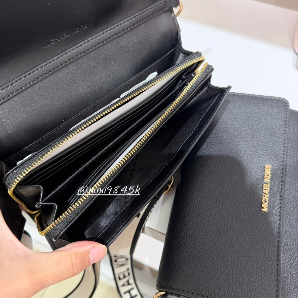 美國代購 🇺🇸 Michael Kors MK 寬背帶 Woc 多卡層 斜背包-細節圖4
