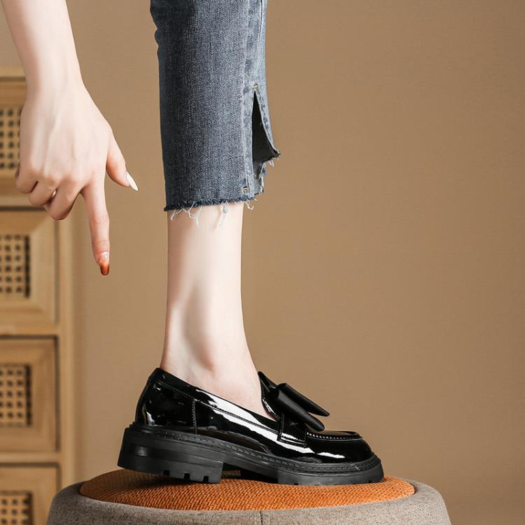 漆面皮軟皮蝴蝶結厚底學院風小皮鞋女2023年秋季新款軟底舒適單鞋-細節圖2