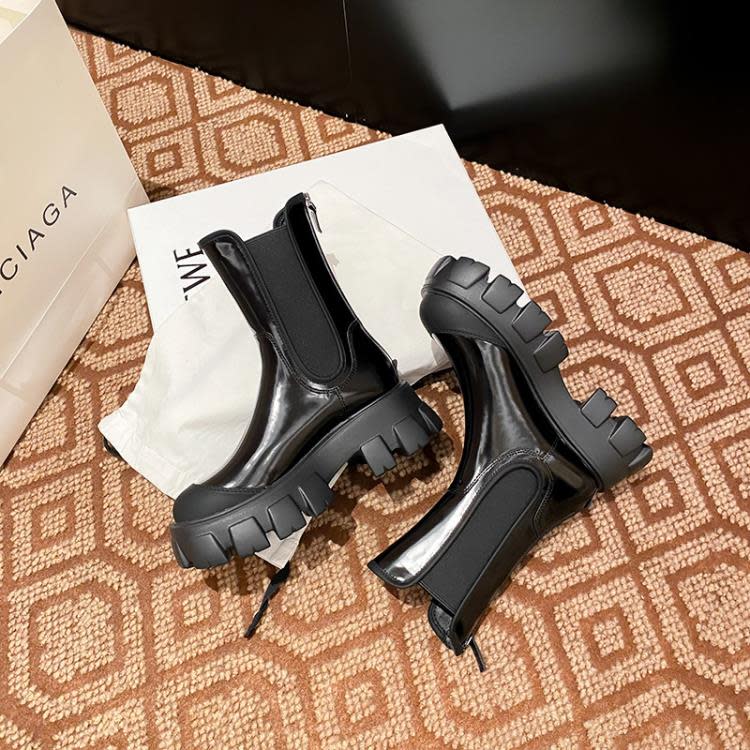 短靴 2023迪麗熱巴同款馬丁靴女秋厚底粗跟中筒英倫風顯瘦黑色靴子-細節圖3