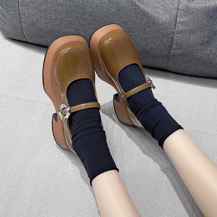 2023新款亮皮粗跟瑪麗珍二穿單鞋圓頭一字帶女鞋學院風復古小皮鞋-細節圖3