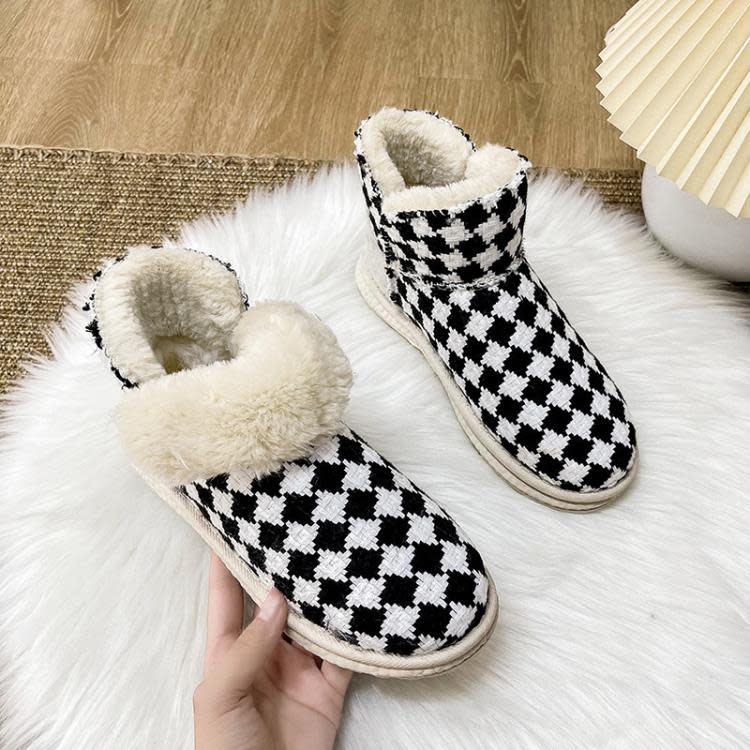 短靴 千鳥格加絨雪地靴女冬季新款正韓女式絨面保暖棉鞋學生棉靴-細節圖2