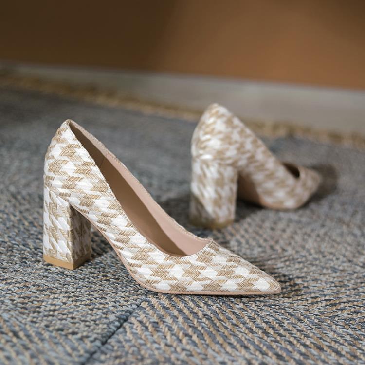 春秋新款粗跟千鳥格尖頭光板格子日常通勤跟鞋女大小碼單鞋女-細節圖4