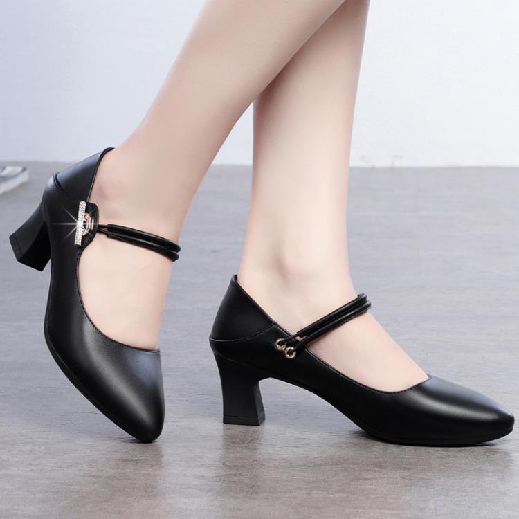 中跟鞋 2023新款時裝單鞋女粗跟尖頭一字扣水鉆淺口皮鞋舒適一鞋二穿-細節圖7