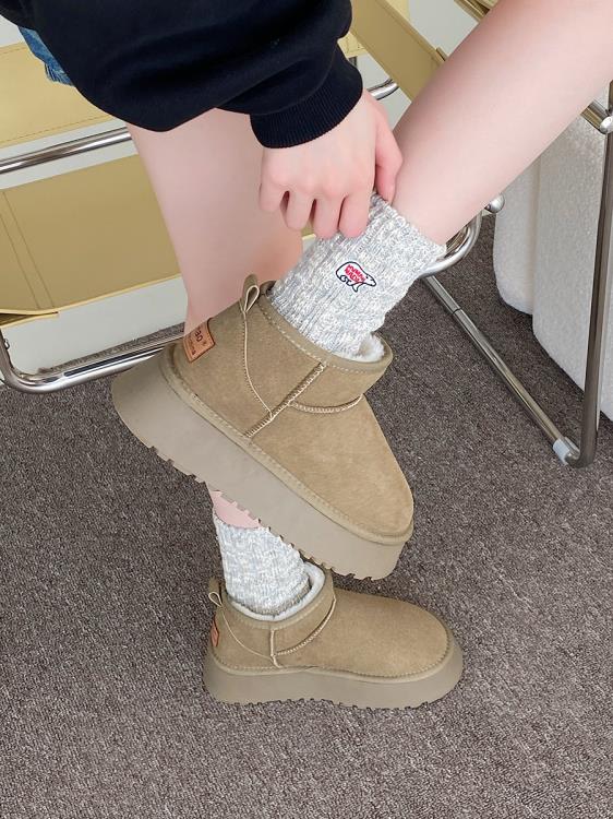 網紅經典簡約潮流雪地靴女2023秋冬新款高級感輕便厚底百搭棉鞋潮-細節圖7