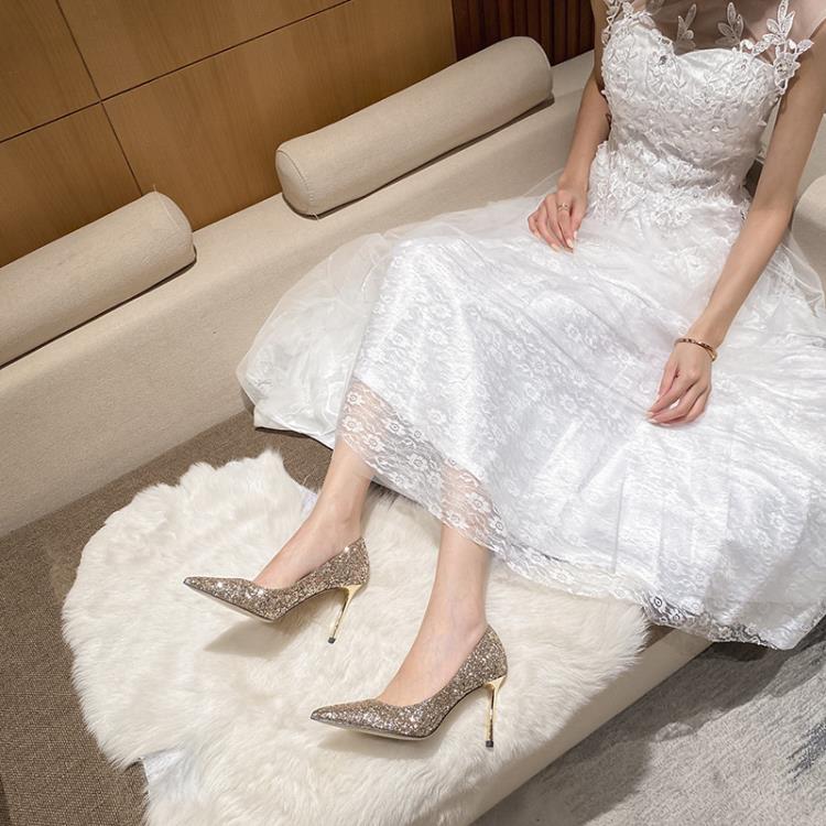 低跟鞋 婚鞋2023新款高跟鞋香檳色金銀色亮片小大碼中高3cm5cm7厘米-細節圖4