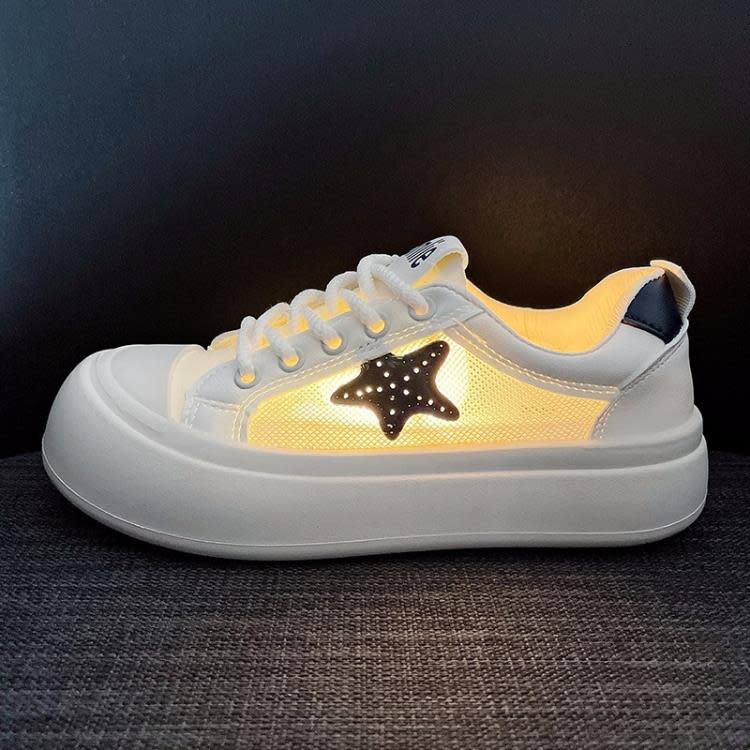 厚底鞋 丑萌網面透氣星星小白鞋女2023夏季新款小眾百搭平底休閒板鞋-細節圖4