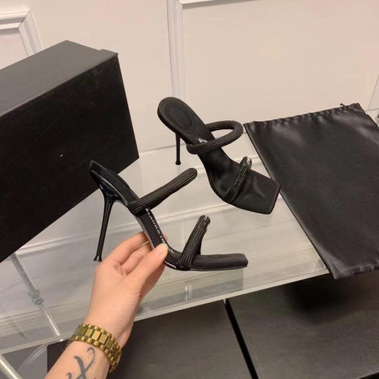 高跟鞋 一字帶鞋細跟2023新款黑色性感顯瘦露趾方頭字母涼鞋女夏增高-細節圖6
