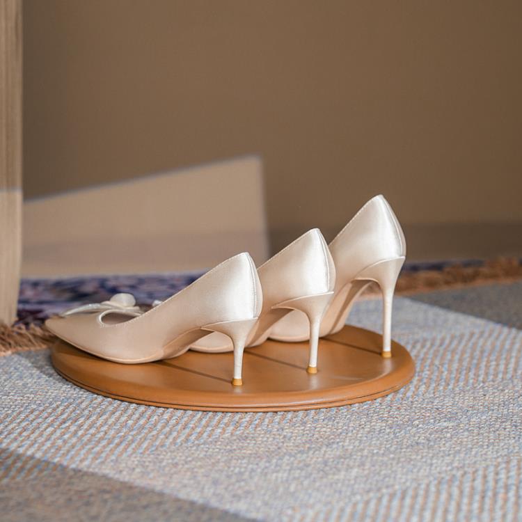 高跟鞋 2023新款法式綢緞花朵鞋尖頭細跟簡約白色秀禾新娘婚鞋伴娘鞋-細節圖4