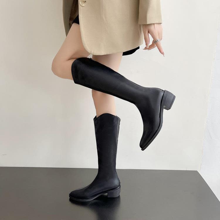 長靴 女冬季新2023方根木跟尖頭側拉鍊皮面復古粗跟高筒V口女靴-細節圖2