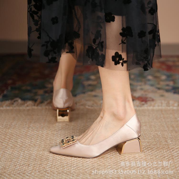 351-4 中式高級感婚鞋紅色高跟鞋女粗跟新娘敬酒秀禾鞋尖頭單鞋女-細節圖4