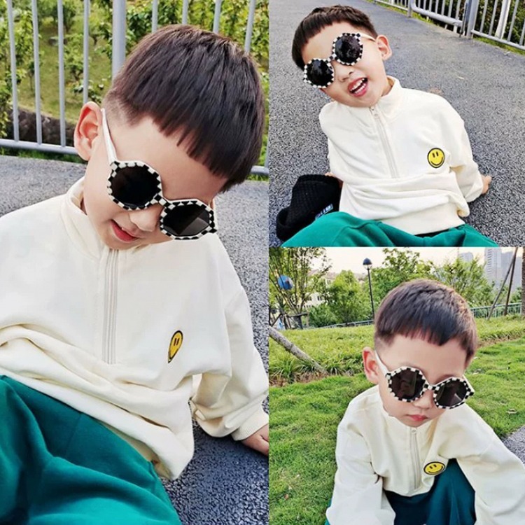兒童太陽眼鏡 韓版幾何圖形太陽眼鏡 2-8歲適用 時尚休閒造型墨鏡 抗UV400 檢驗合格-細節圖2