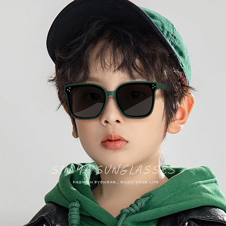 兒童時尚韓版偏光墨鏡 輕量矽膠材質不易損壞 2~12歲適用 UV400保護孩子眼睛 S44-細節圖3