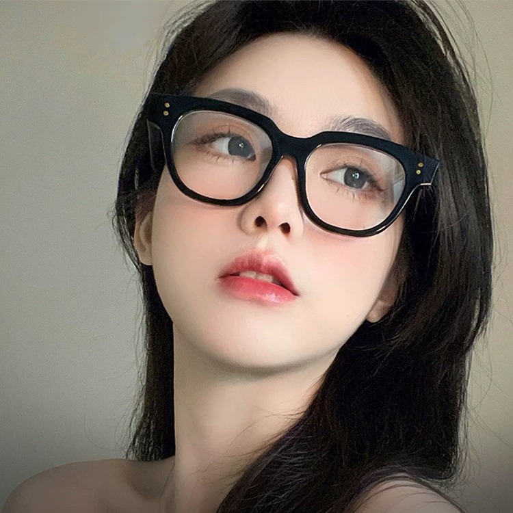 時尚濾藍光眼鏡 粗框平光眼鏡 素顏神器眼鏡 男女適用 無度數眼鏡  時尚 百搭 流行 不挑臉型 N2128-細節圖3