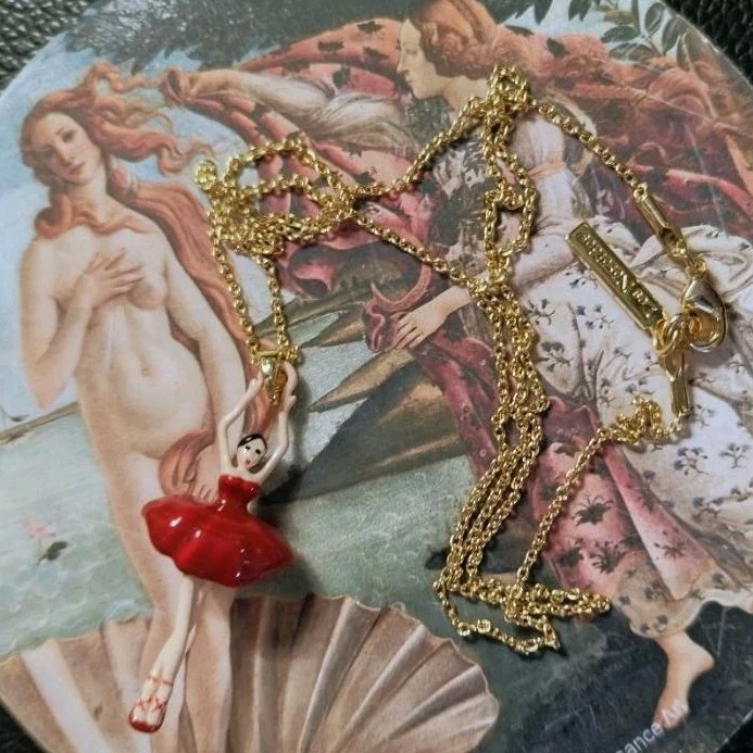 少量現貨/法式紅裙芭蕾舞女孩項鏈/紅色項鏈/手繪精工的法瑯材質/顯白高級優雅-細節圖6