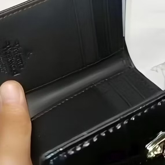 現貨Vivienne Westwood薇薇安-威斯特伍德/鱷魚紋牛皮革/三折皮夾錢包-細節圖5