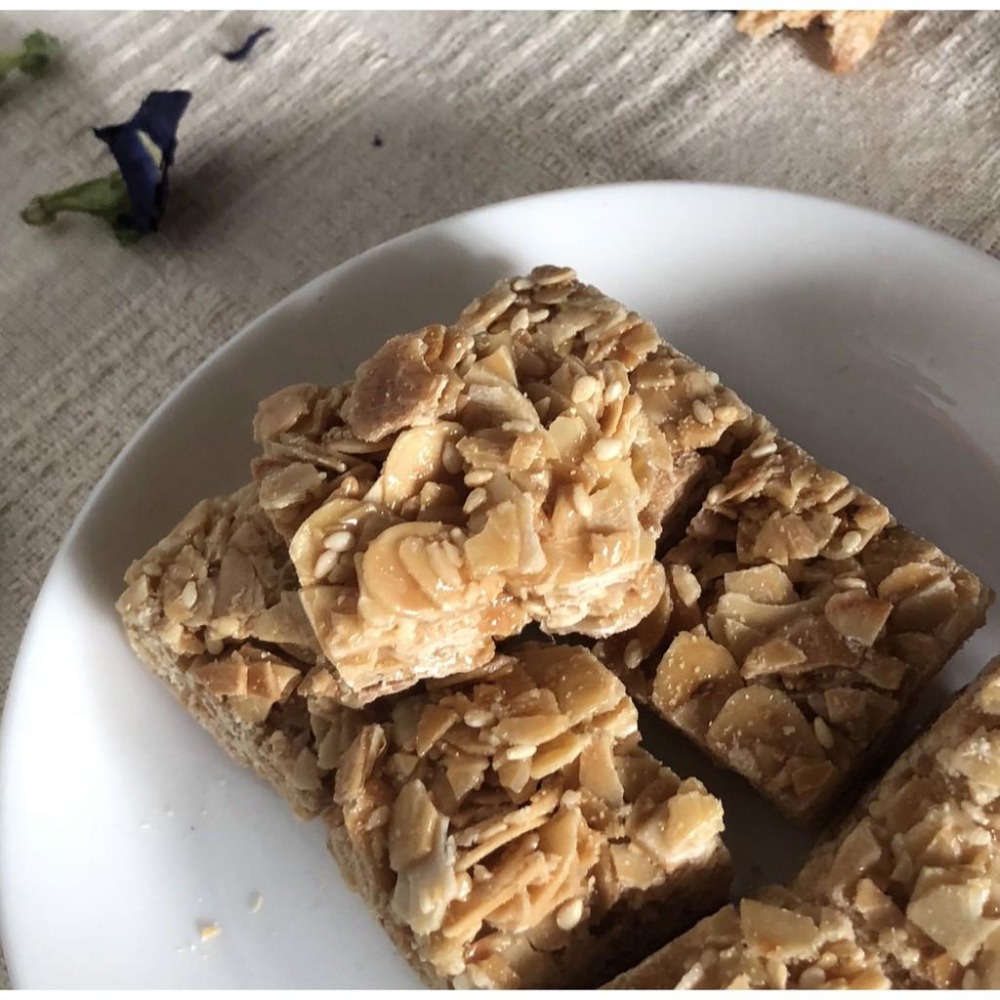 周傳 杏仁酥 高雄名產 鳳山名產 口味  (酥脆) 桶裝 伴手禮 年節送禮 限時特價中-細節圖4