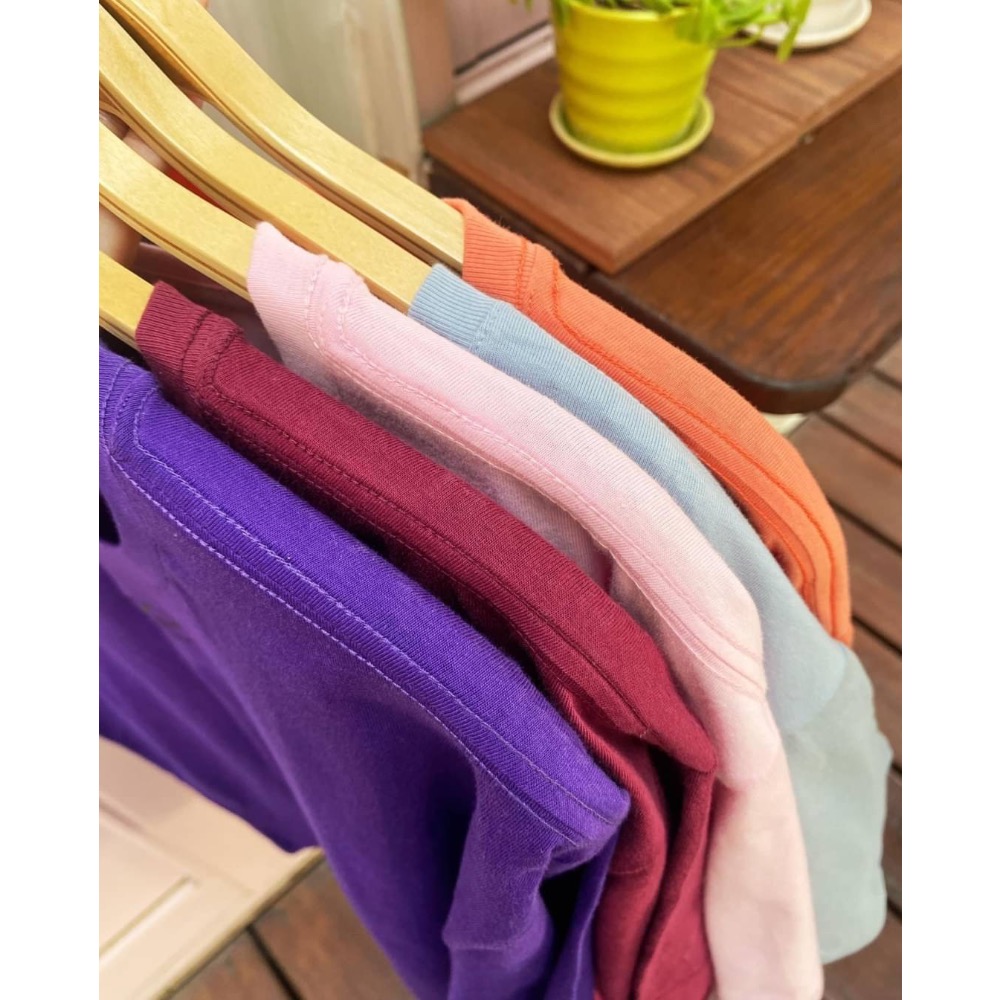 清爽刺繡手寫上衣-細節圖7