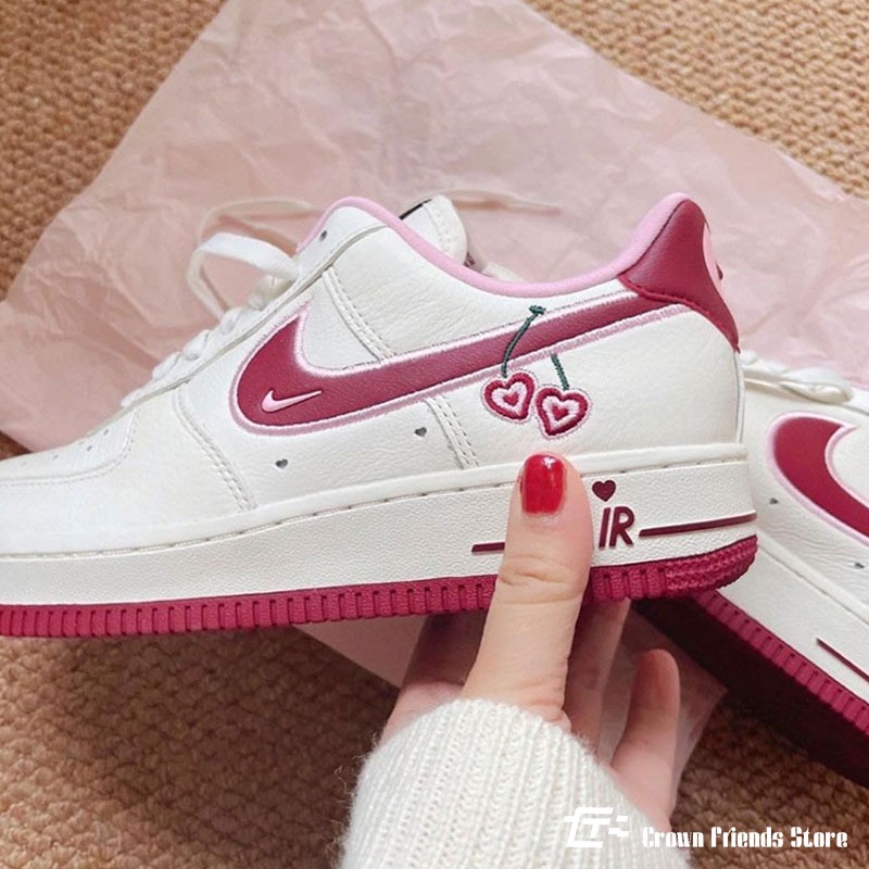 日本代購 NIKE AIR FORCE 1 AF1 情人節限定 櫻桃 愛心 刺繡 粉紅 酒紅-細節圖8
